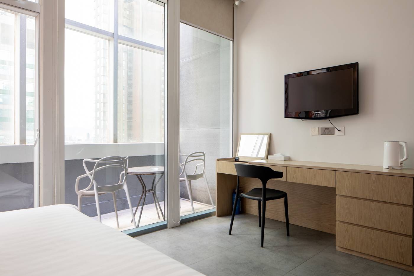 Wifi-Boutique-Room-2