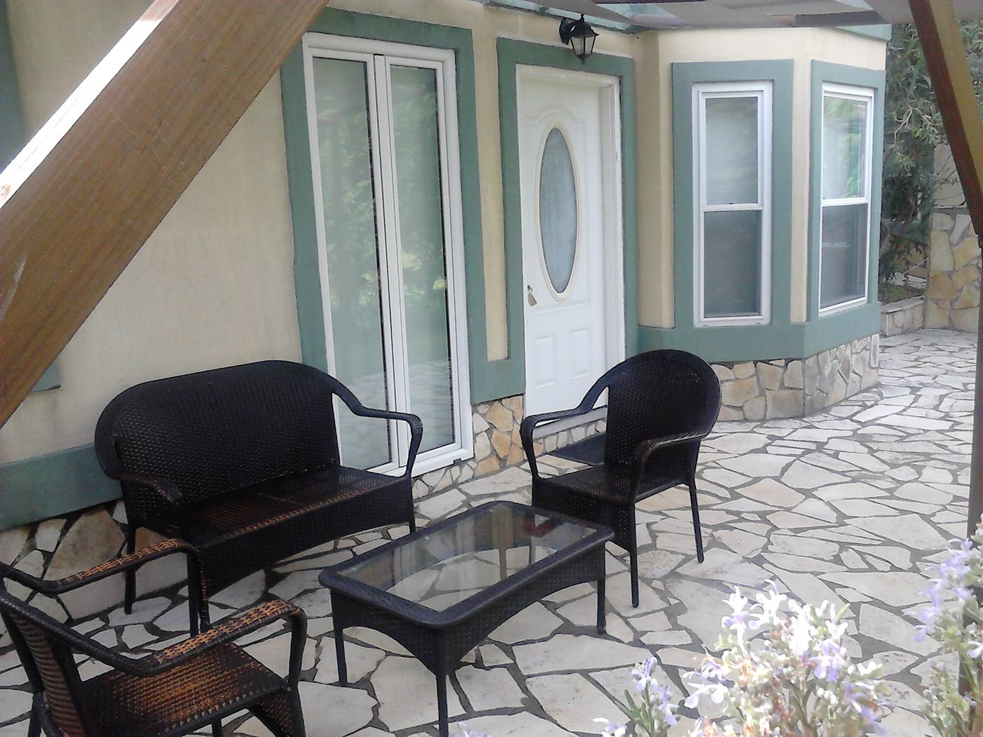 Zest---Xi-Beach-Room-17