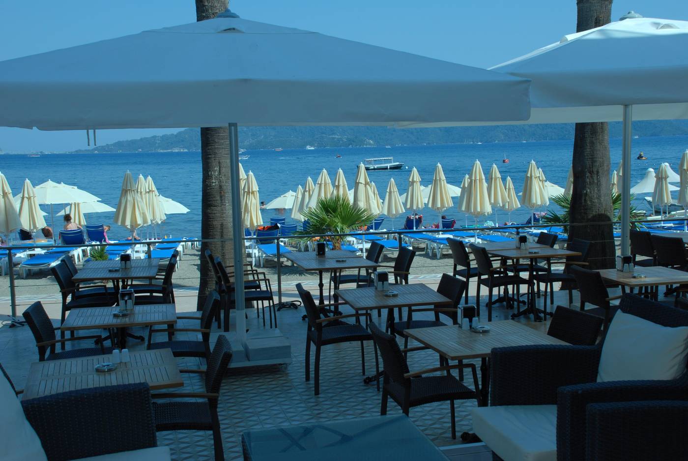 Begonville-Beach-Hotel-Restaurant-21