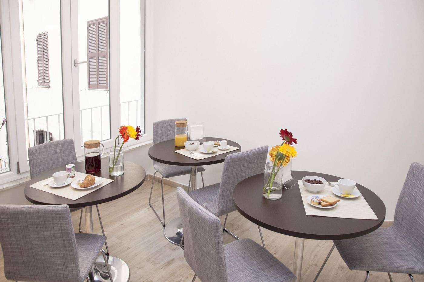 Maison-Maneli-Luxury-B-B-Restaurant-8