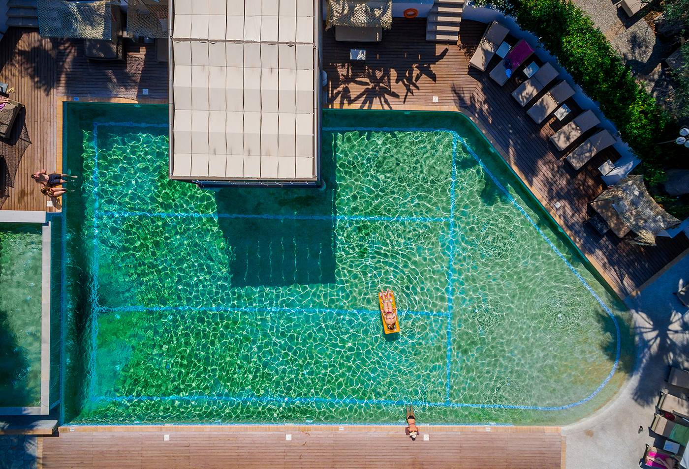 Flegra-Palace-Pool-17