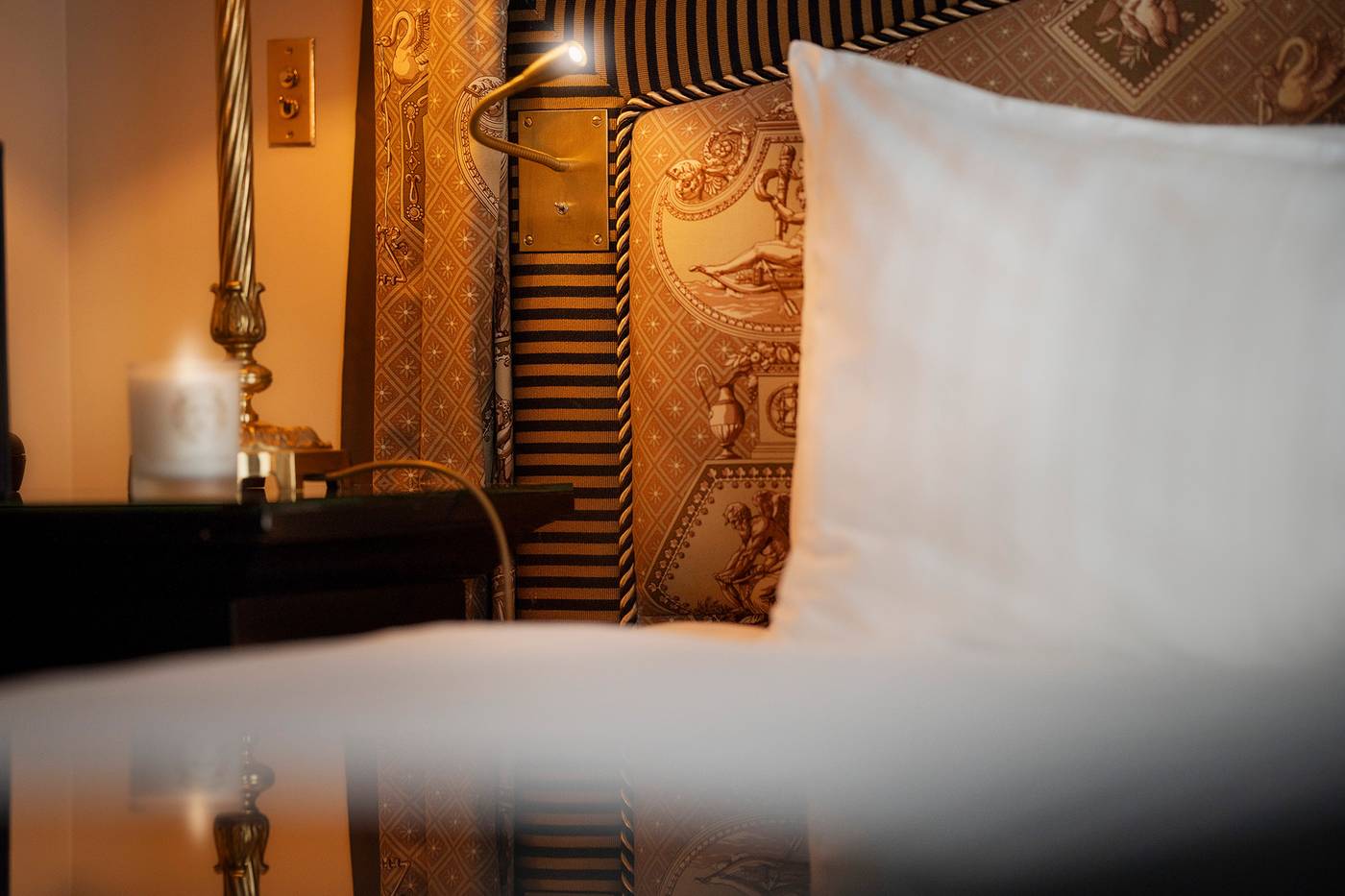 Maison-Athenee-Room-40