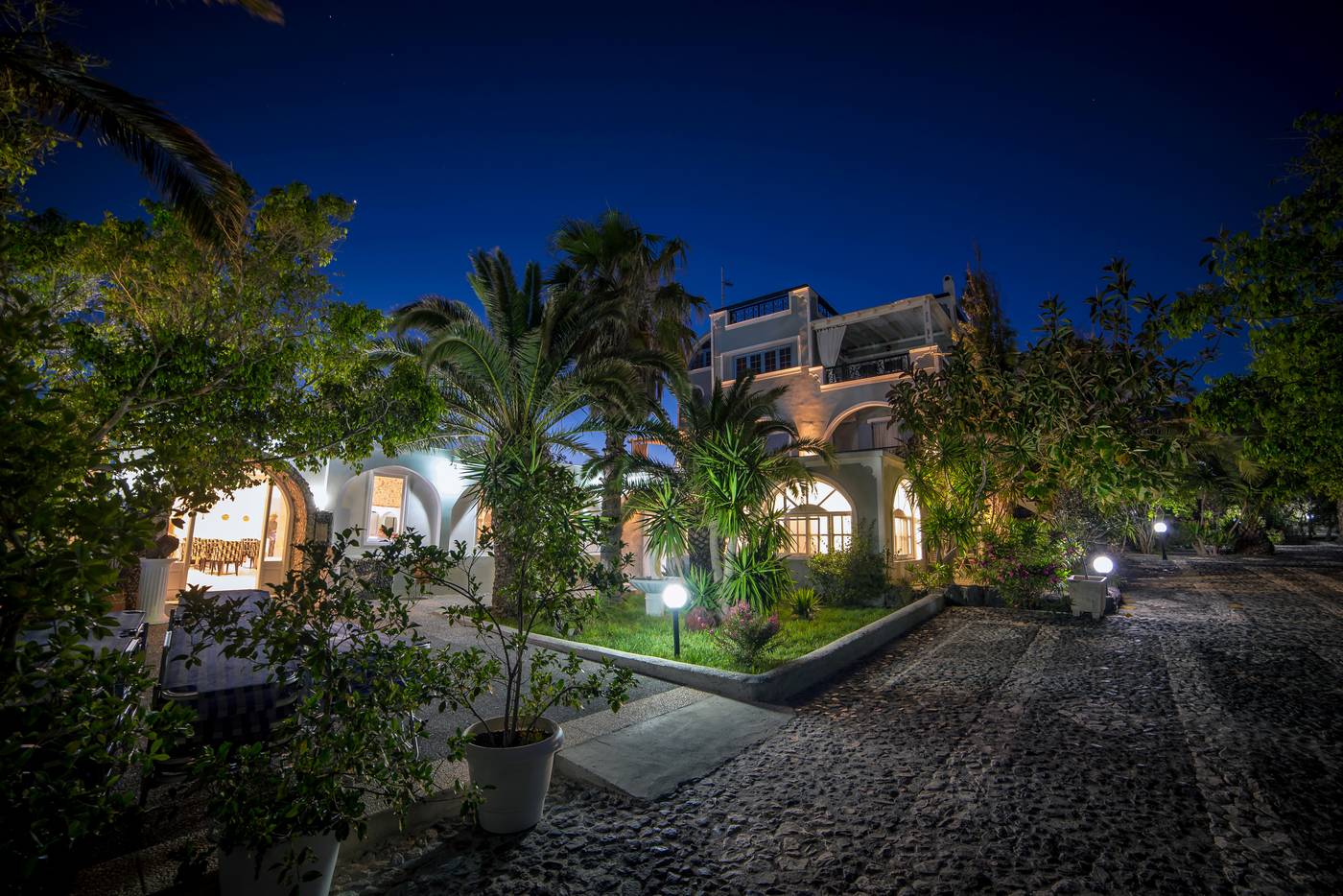 Villa-Olympia-Pool-14