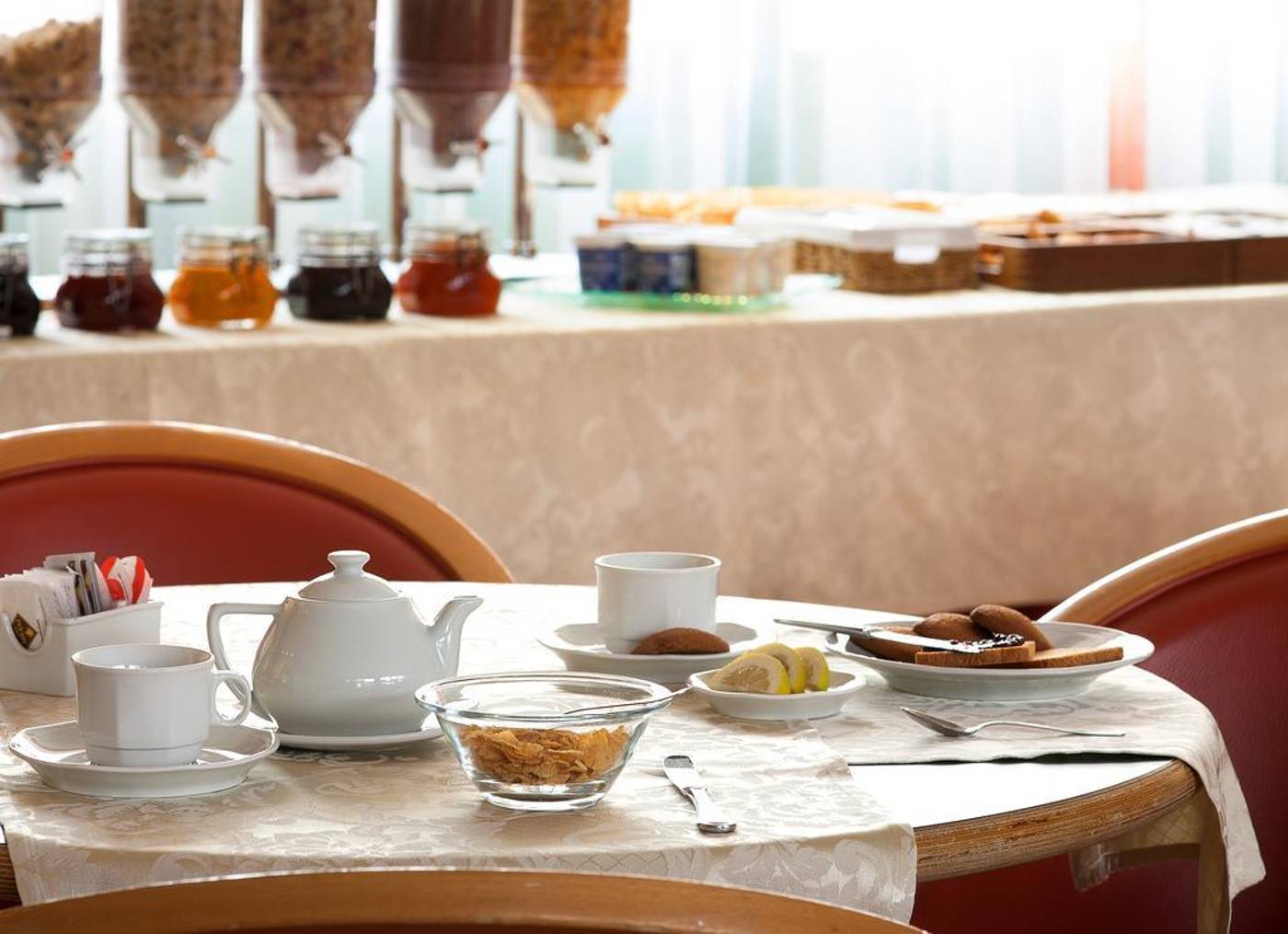 Best Western Hotel Leonardo da Vinci-Italy-Erba-General view-1