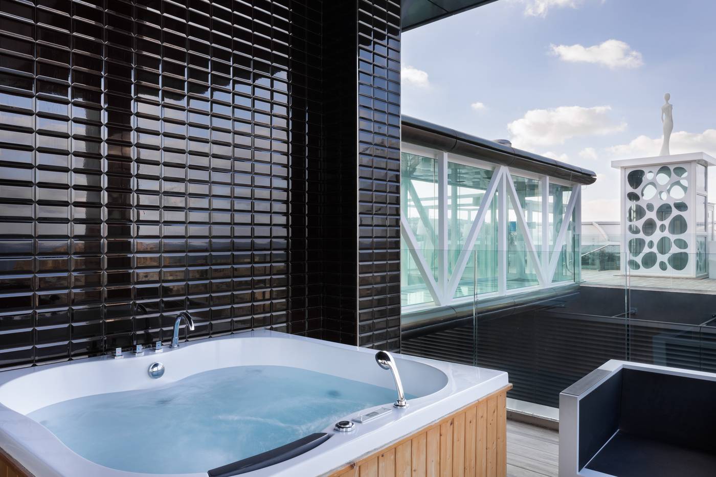 Hugo-s-Boutique-Hotel-Room-32