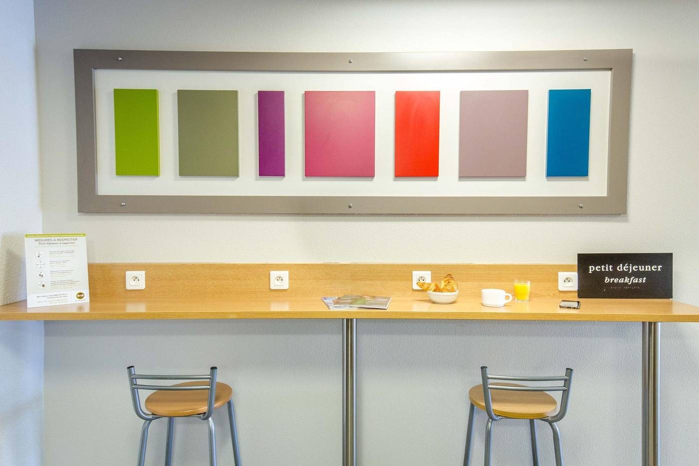 B&B Hôtel Perpignan Nord Aéroport-France-PERPIGNAN-Lobby-5