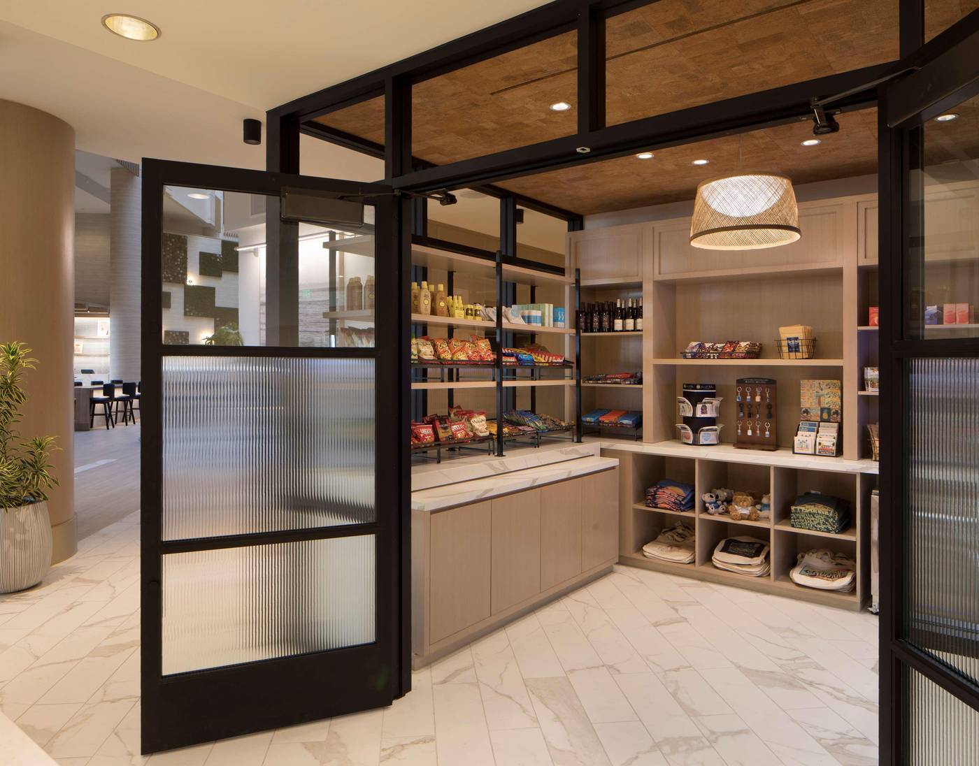 Hilton-Santa-Monica-Hotel---Suites-Restaurant-22