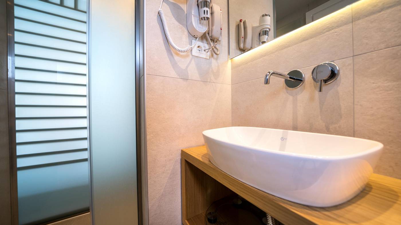 Adele-Beach-Hotel-Room-34
