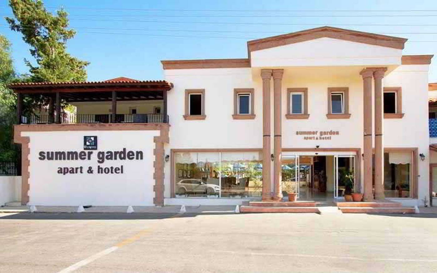 Summer-Garden-Apart-General-view-9