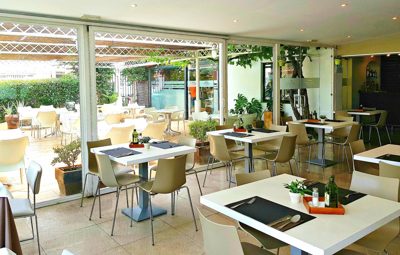 Campomar-Playa-Restaurant-47