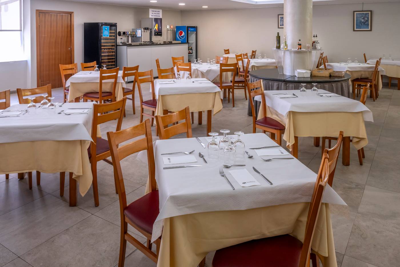 4R-Salou-Park-Resort-I-Restaurant-40