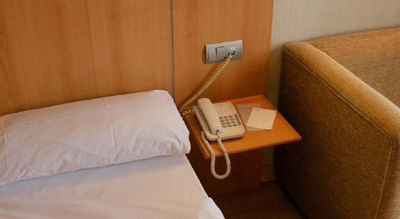 Posadas-de-Espana-Malaga-Room-9