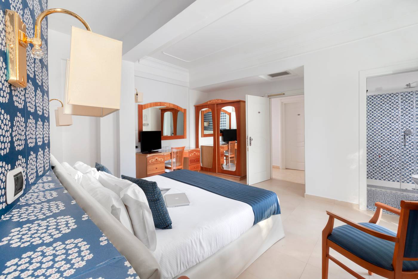 Atlantic-Palace-Room-24