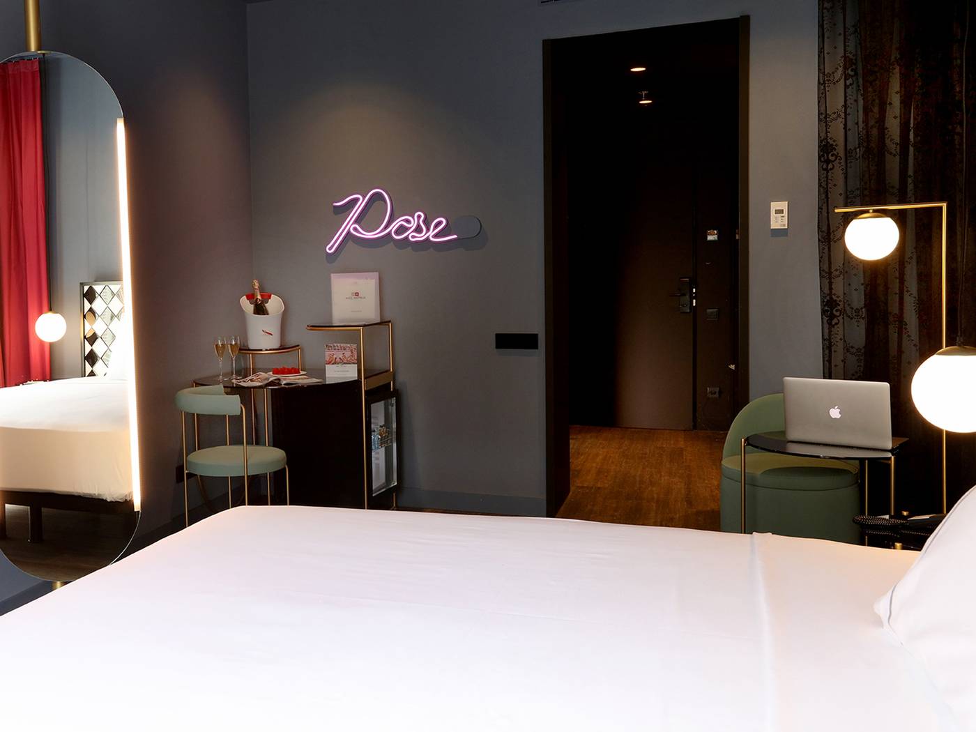 Axel-Hotel-Madrid---Adults-Only-Room-30
