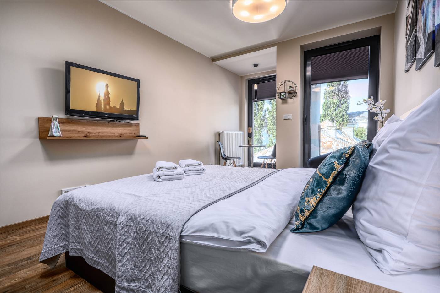 Rajska-3-By-Pi-Apartments-Room-25