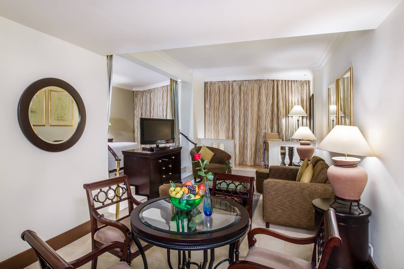Grand-Excelsior-Deira-Hotel-Room-15