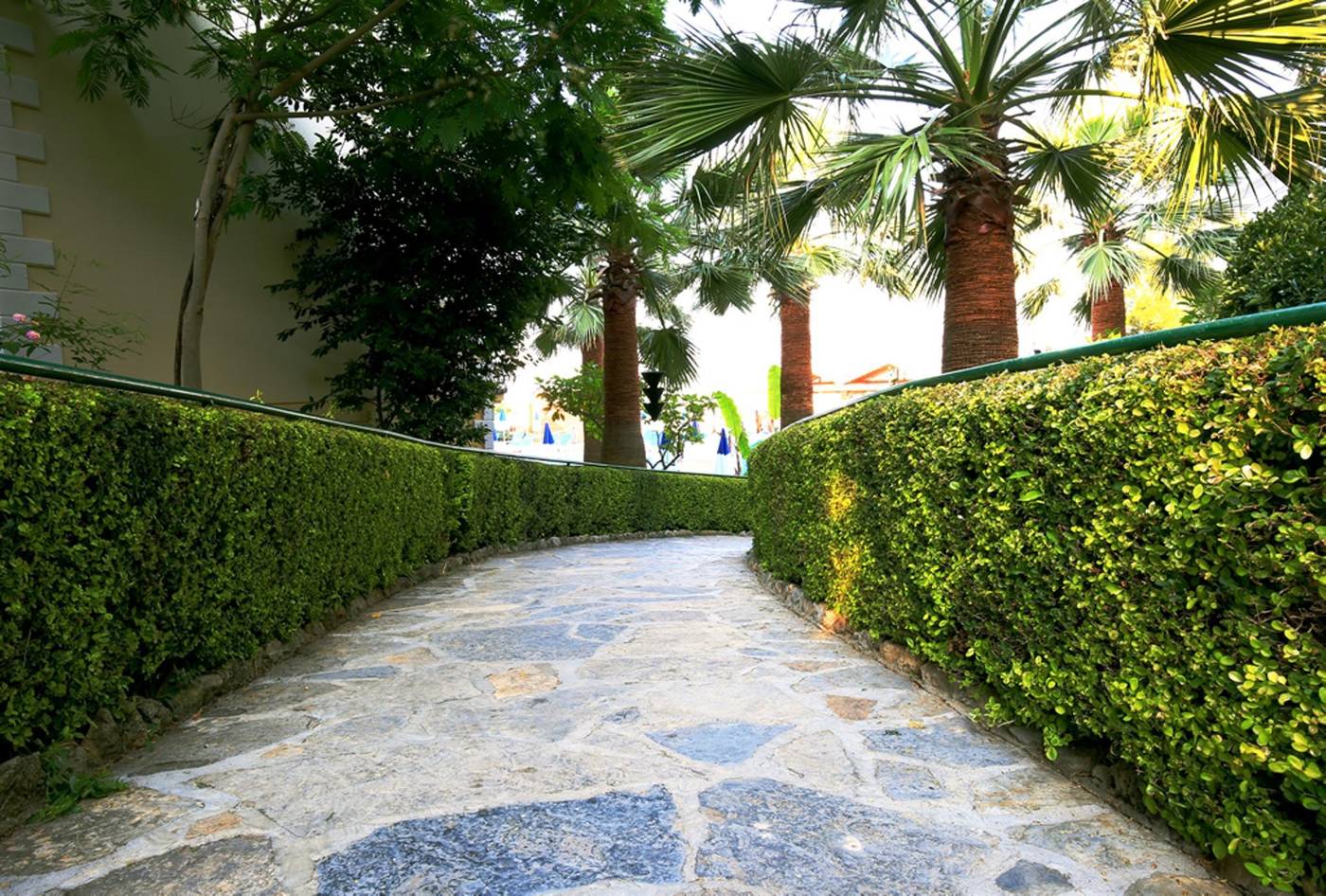 Hotel-Yel-Holiday-Resort-Beach-30