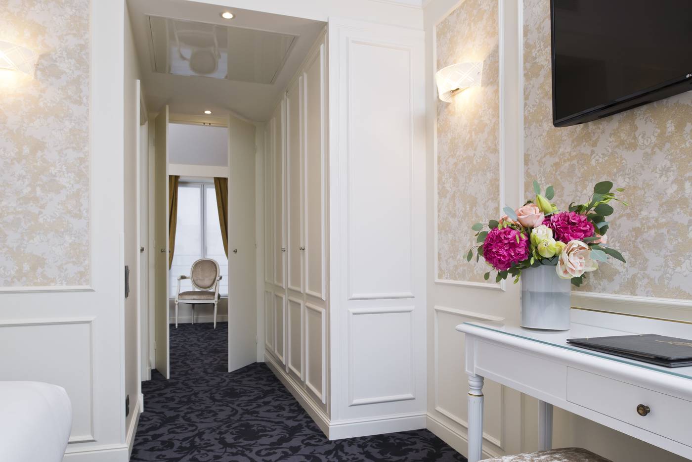 Hotel-Saint-Petersbourg-Opera---Spa-Room-36