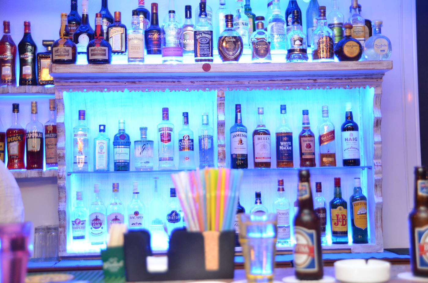 Blue-nest-kos-Bar-30