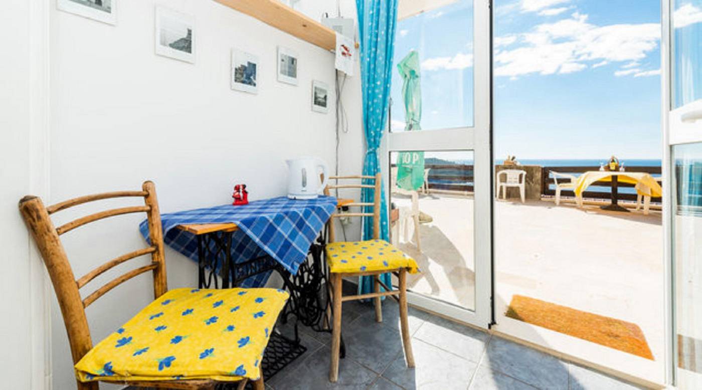 Guesthouse-Home-Sweet-Home-Room-7