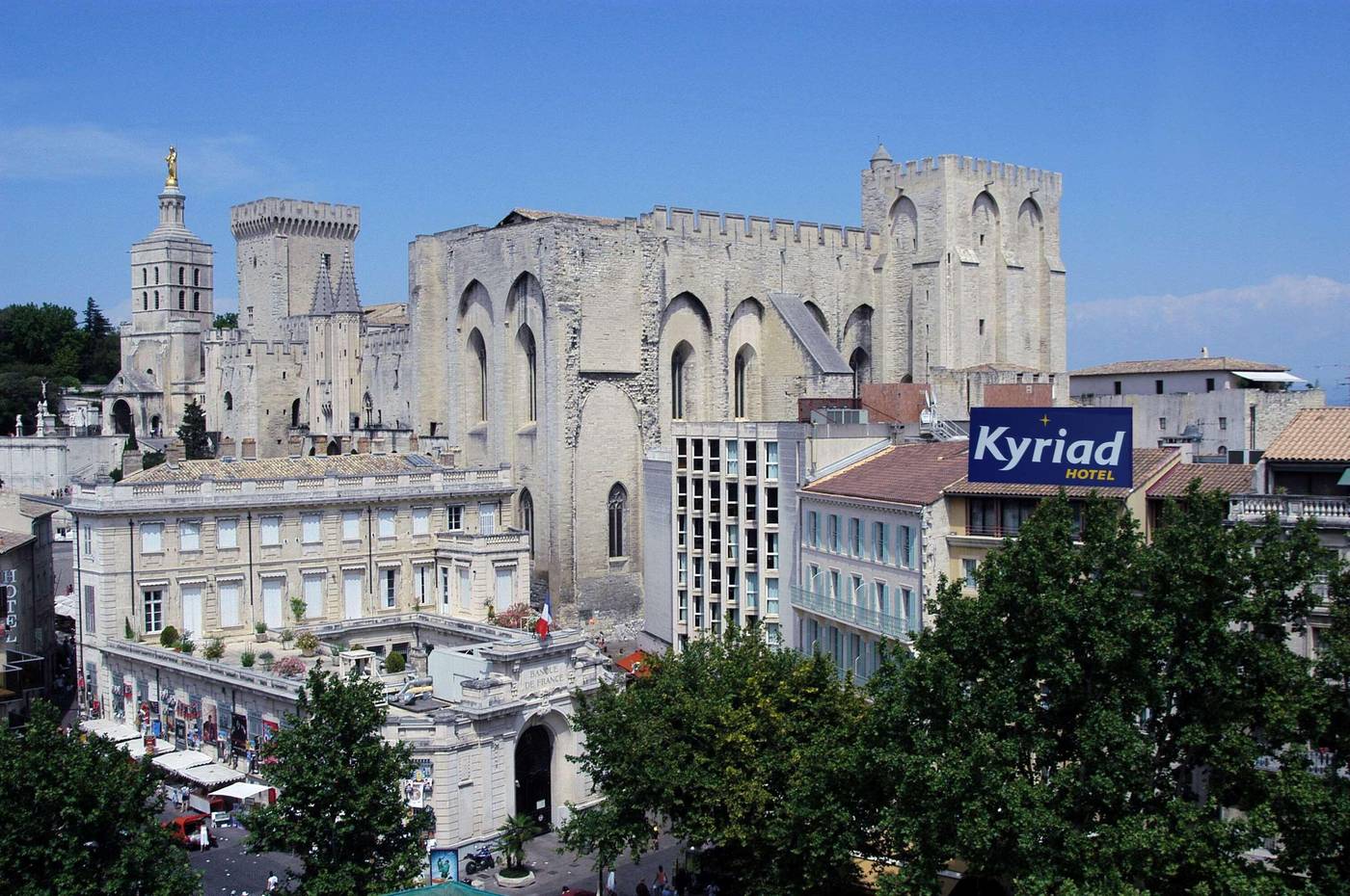 Kyriad Avignon - Palais des Papes-France-AVIGNON-General view-8