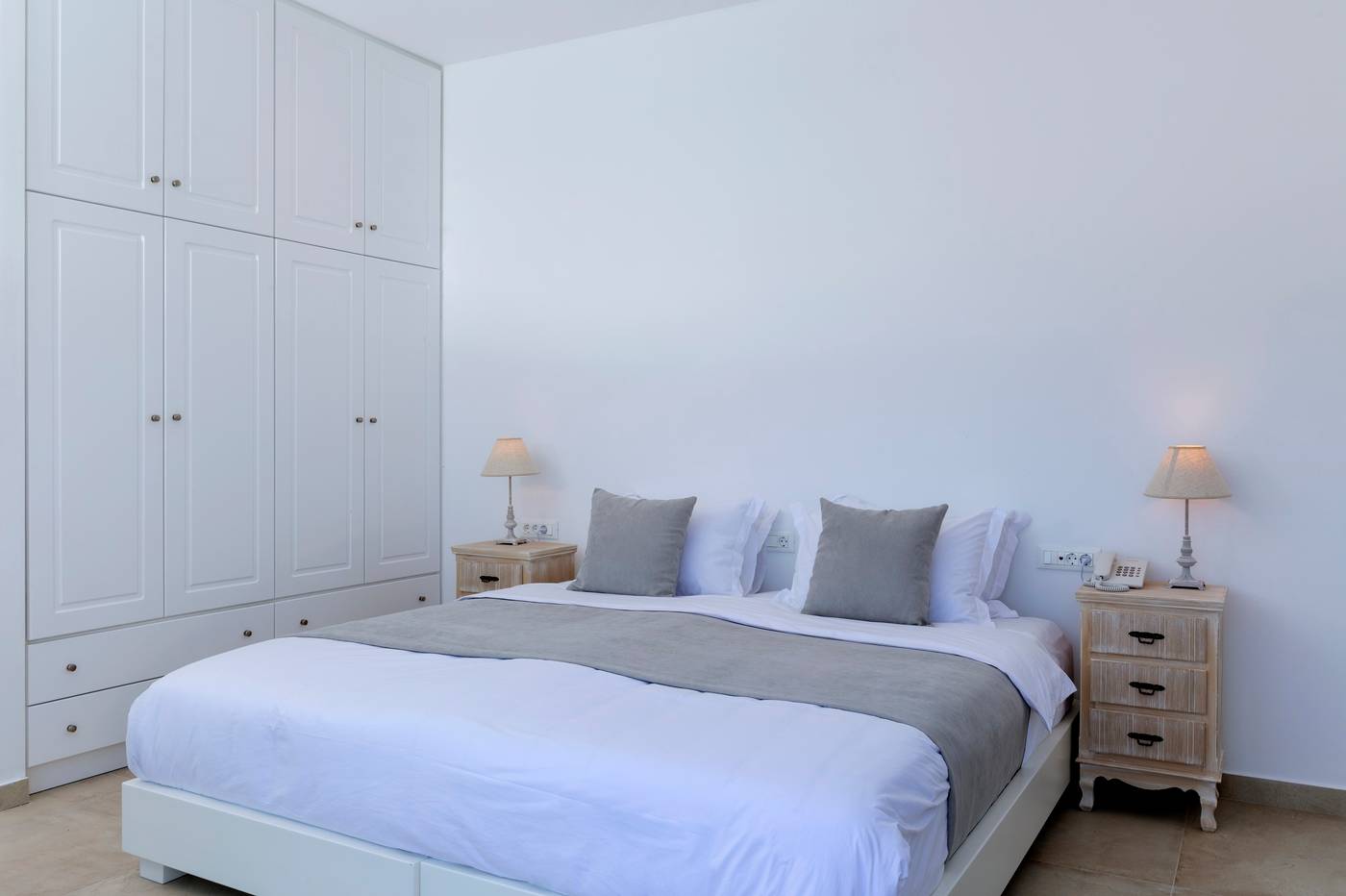 Secret-View-Hotel-Room-40