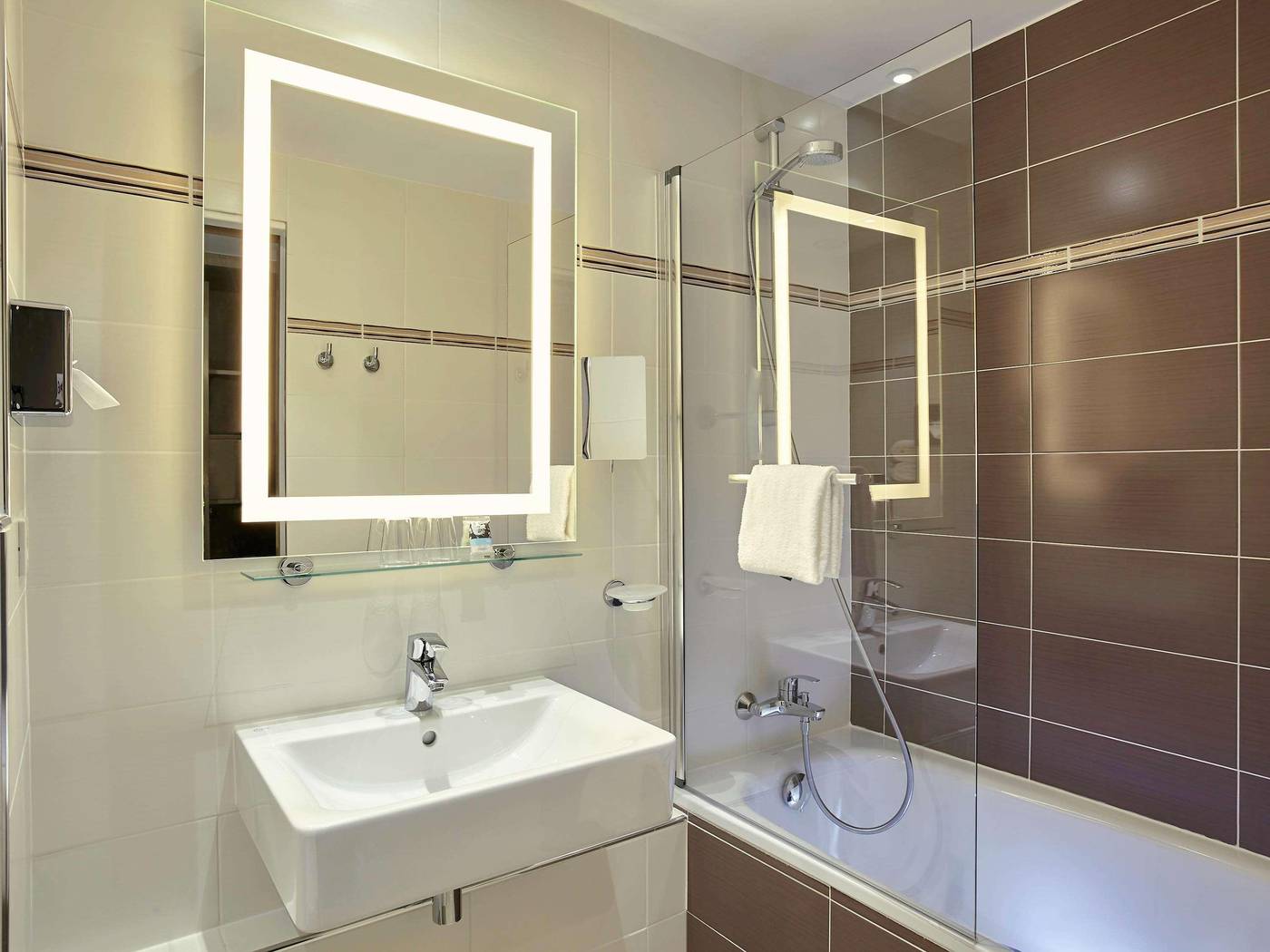 Mercure-Versailles-Parly-2-Room-39