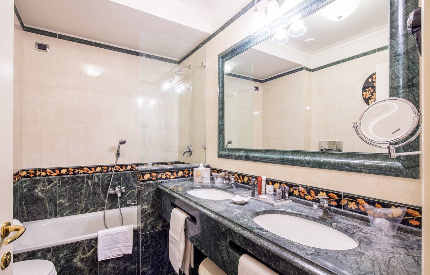 Grand-Visconti-Palace-Room-51