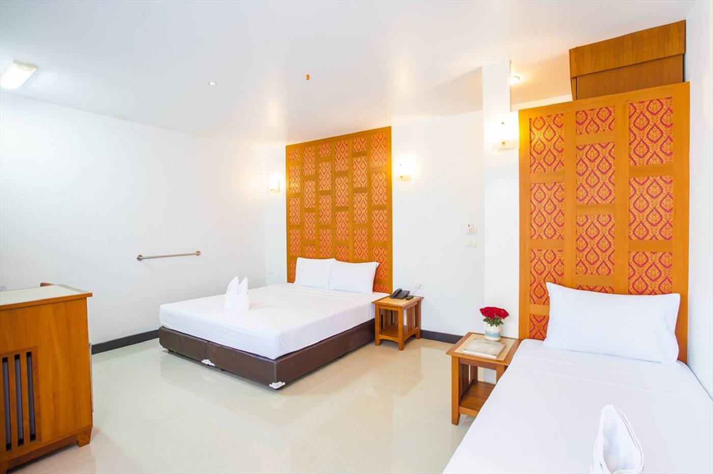 New-Siam-Palace-Ville-Hotel-Room-18