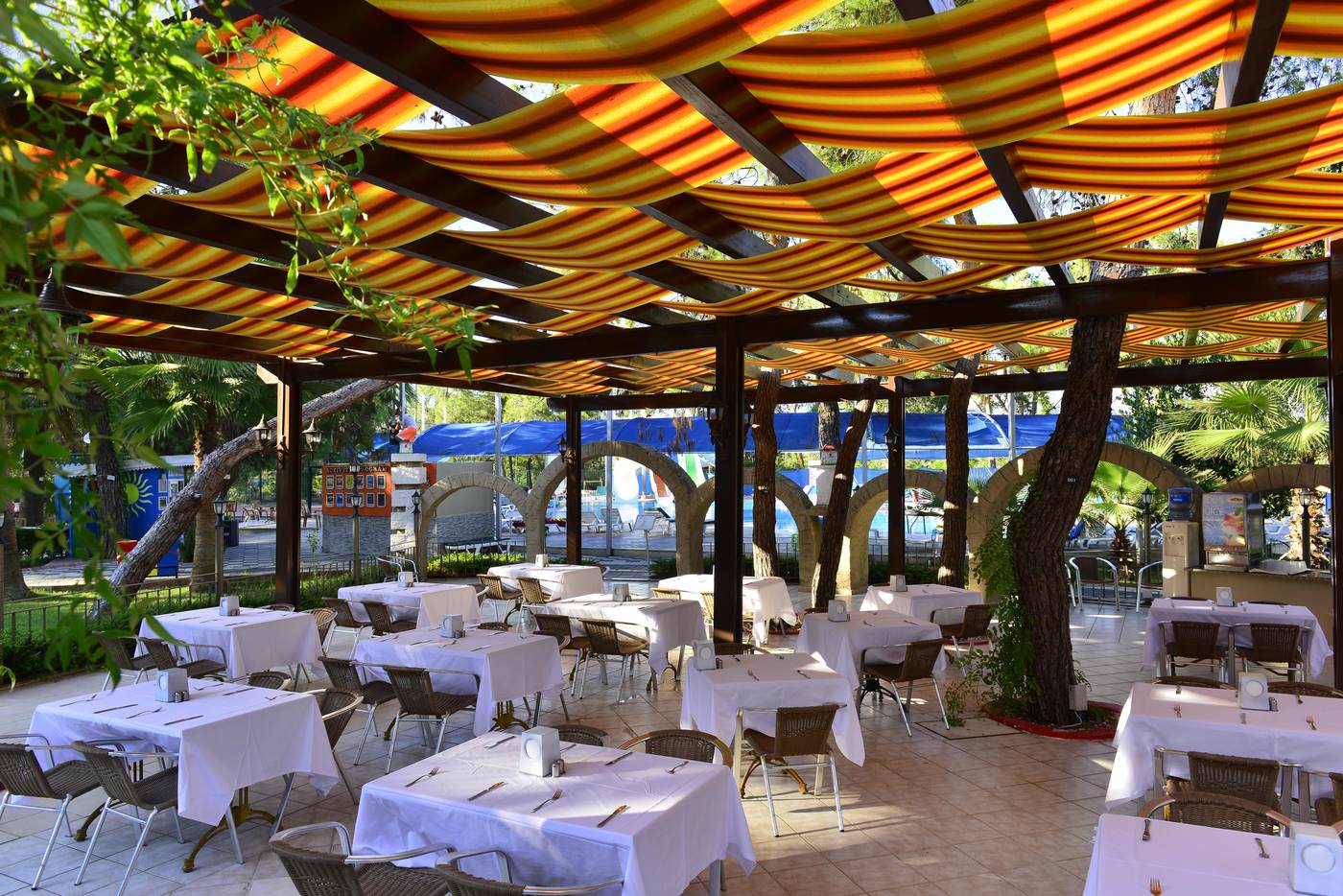 Linda-Hotel-Restaurant-18