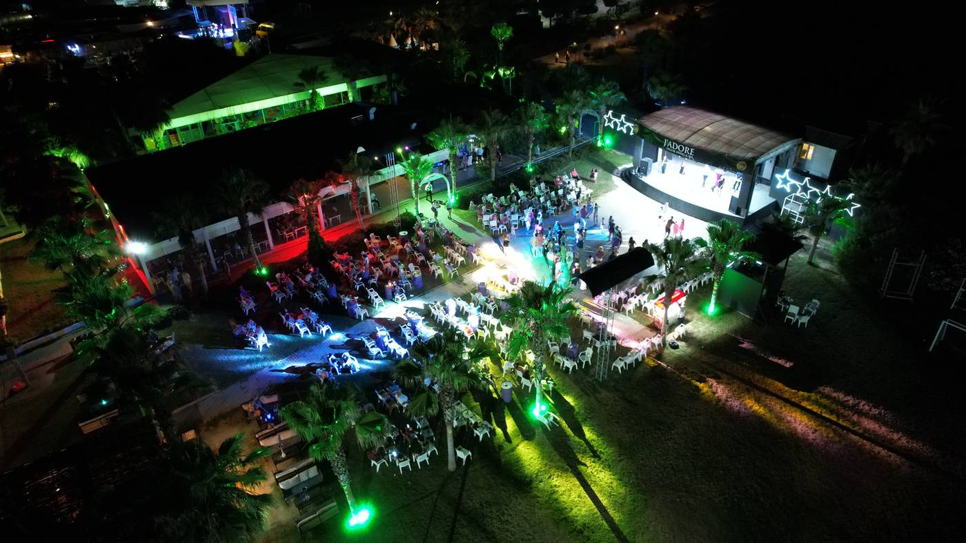 Jadore-Deluxe-Hotel---Spa-Sports-and-Entertainment-25