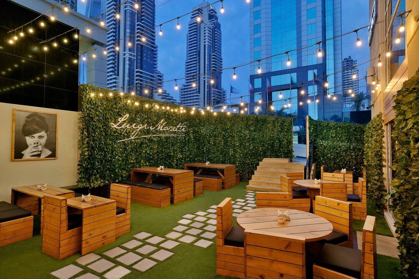 Habtoor-Grand-Resort--Autograph-Collection-Restaurant-19
