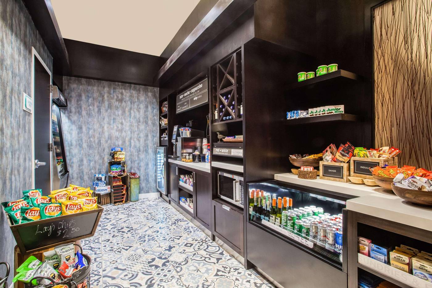 Hilton-Garden-Inn-NY-West-35-Street-General-view-14