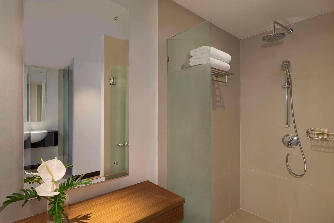 Avani-Ao-Nang-Cliff-Krabi-Resort--SHA-Extra---Room-43