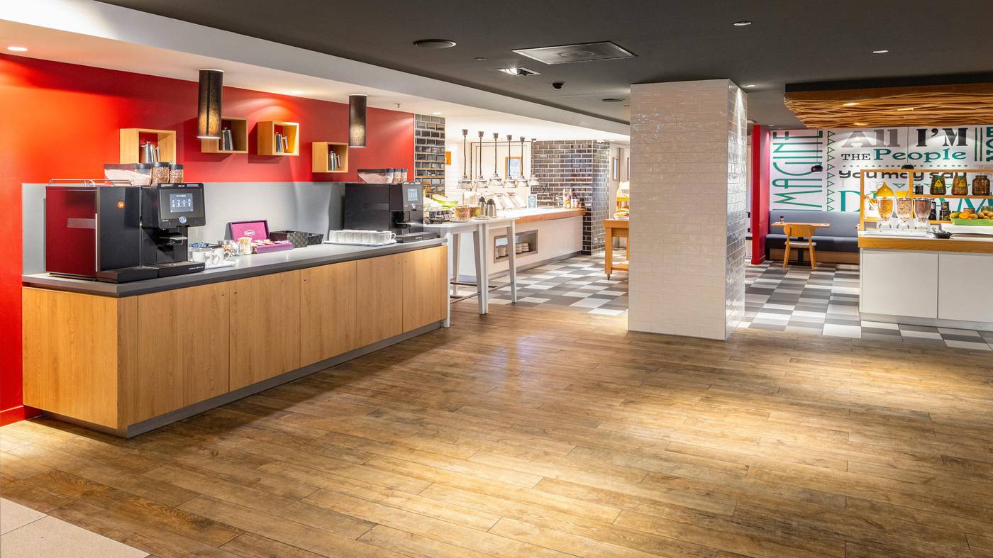 Holiday-Inn-Express-Amsterdam-Arena-Towers-Restaurant-17