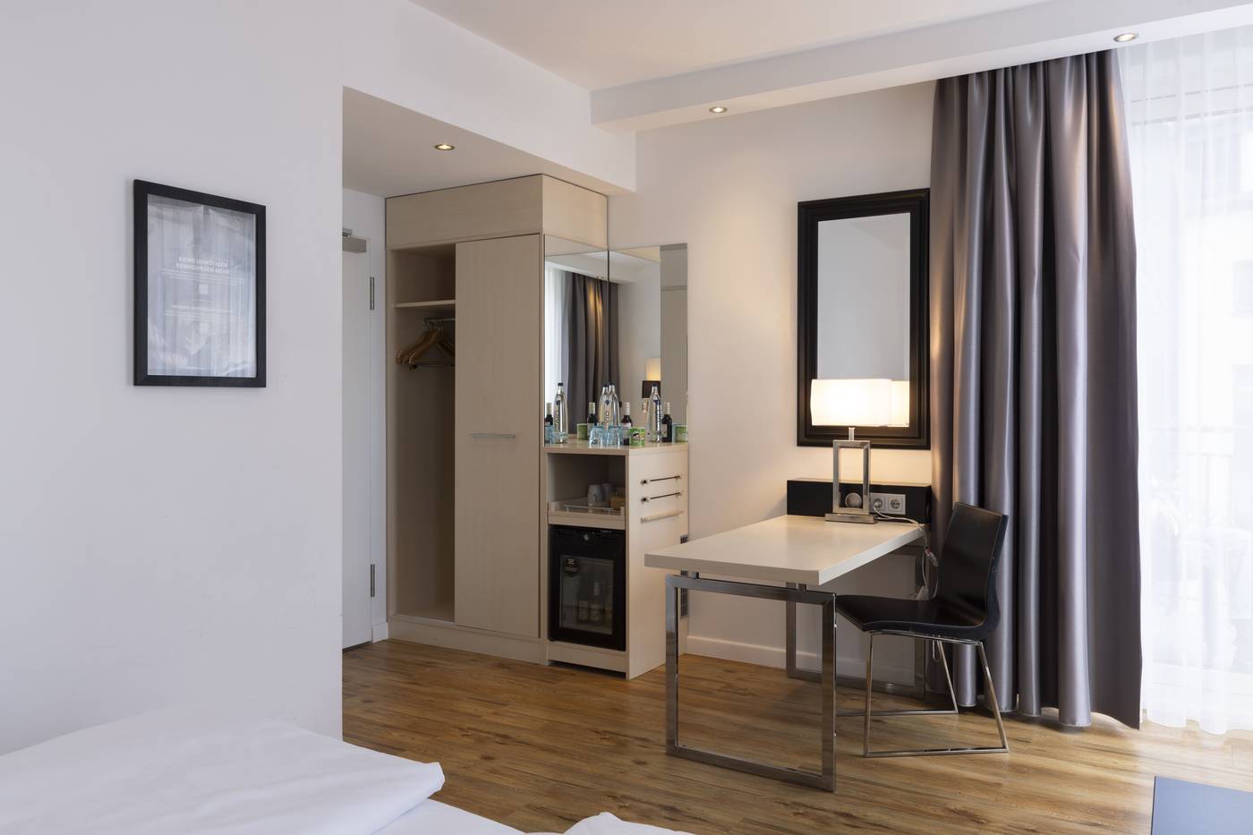 Scandic-Berlin-Kurfurstendamm-Room-32
