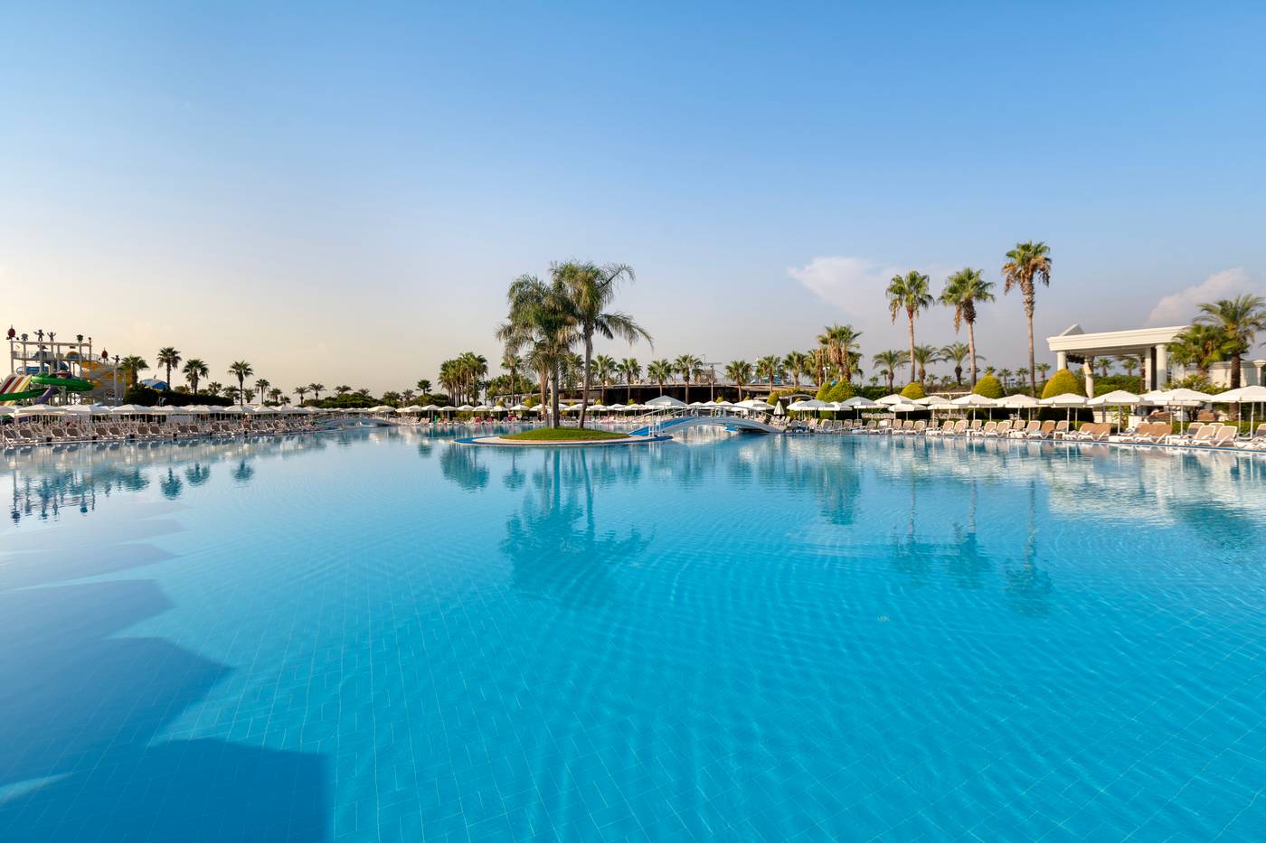 Miracle Resort Hotel