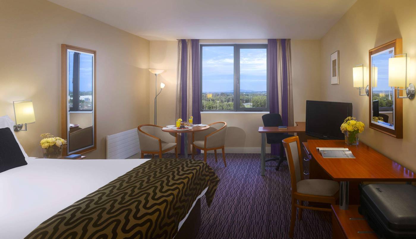 Radisson-Blu-Dublin-Airport-Room-41
