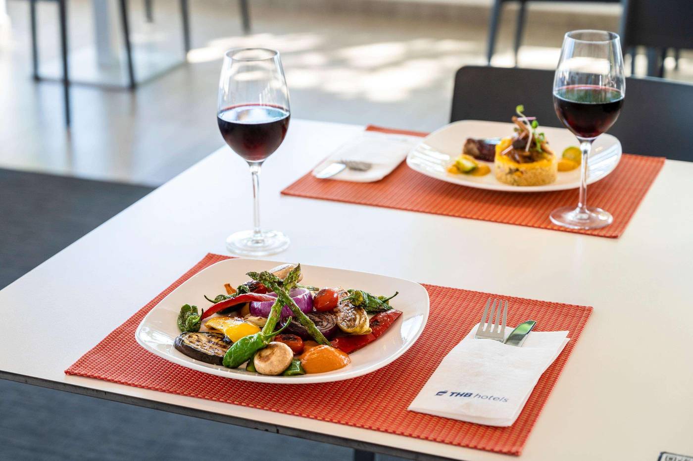 THB-Ocean-Beach-Restaurant-52