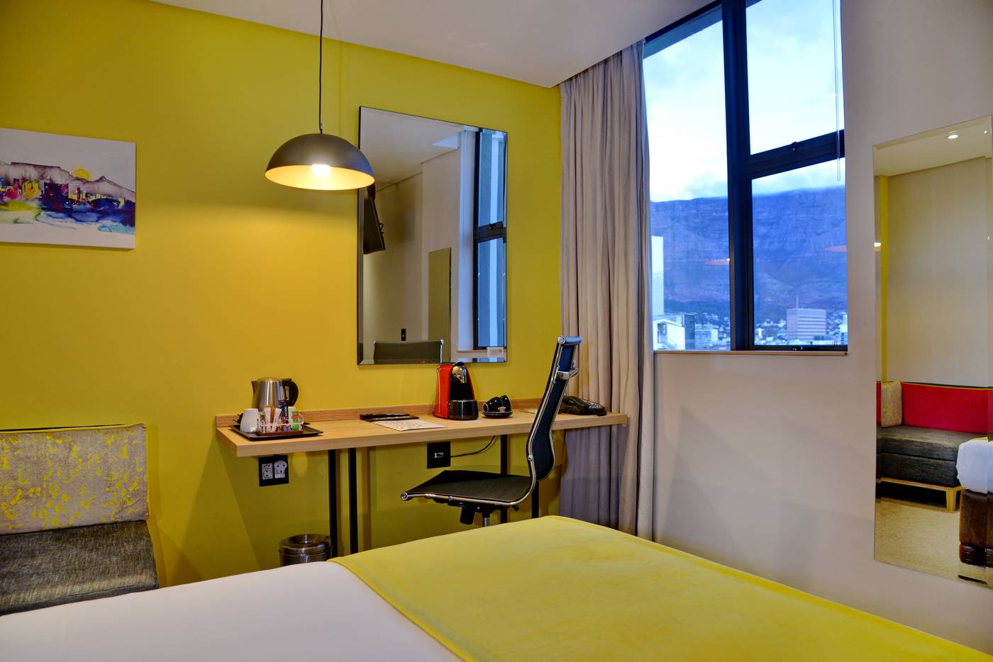 Strand-Tower-Room-30