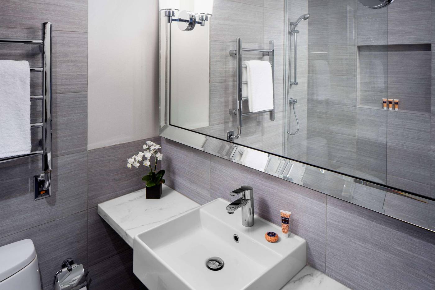 Park-South-Hotel--part-of-JdV-by-Hyatt-Room-28