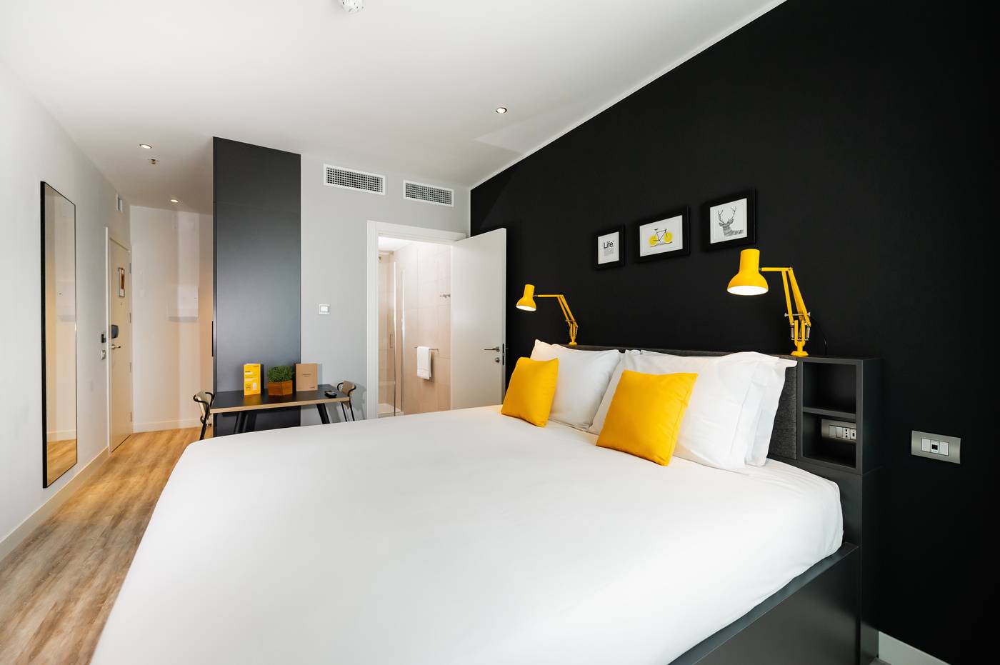 Staycity-Aparthotels-Venice-Mestre-Room-27