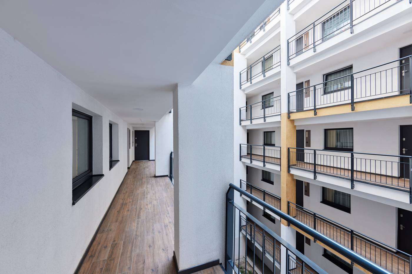 The-Amberlyn-Suite-Hotel-General-view-2