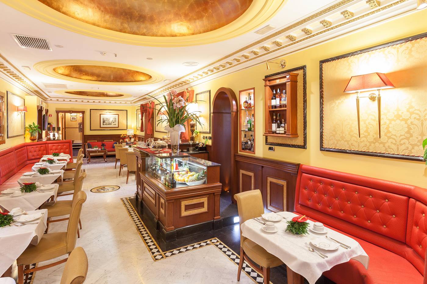 Hotel-Manfredi-Suite-In-Rome-Restaurant-52