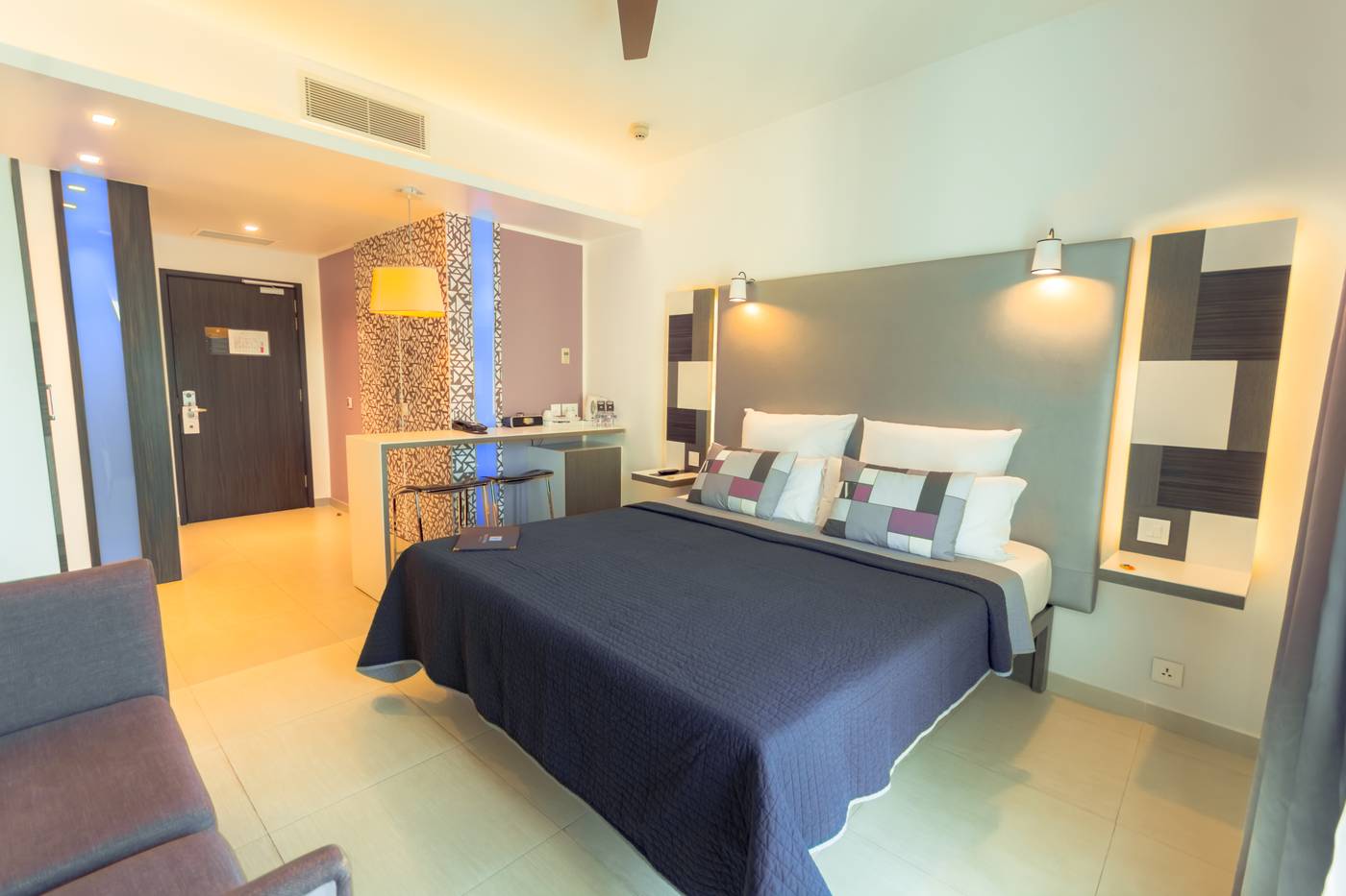 Valentina-Hotel-Room-12