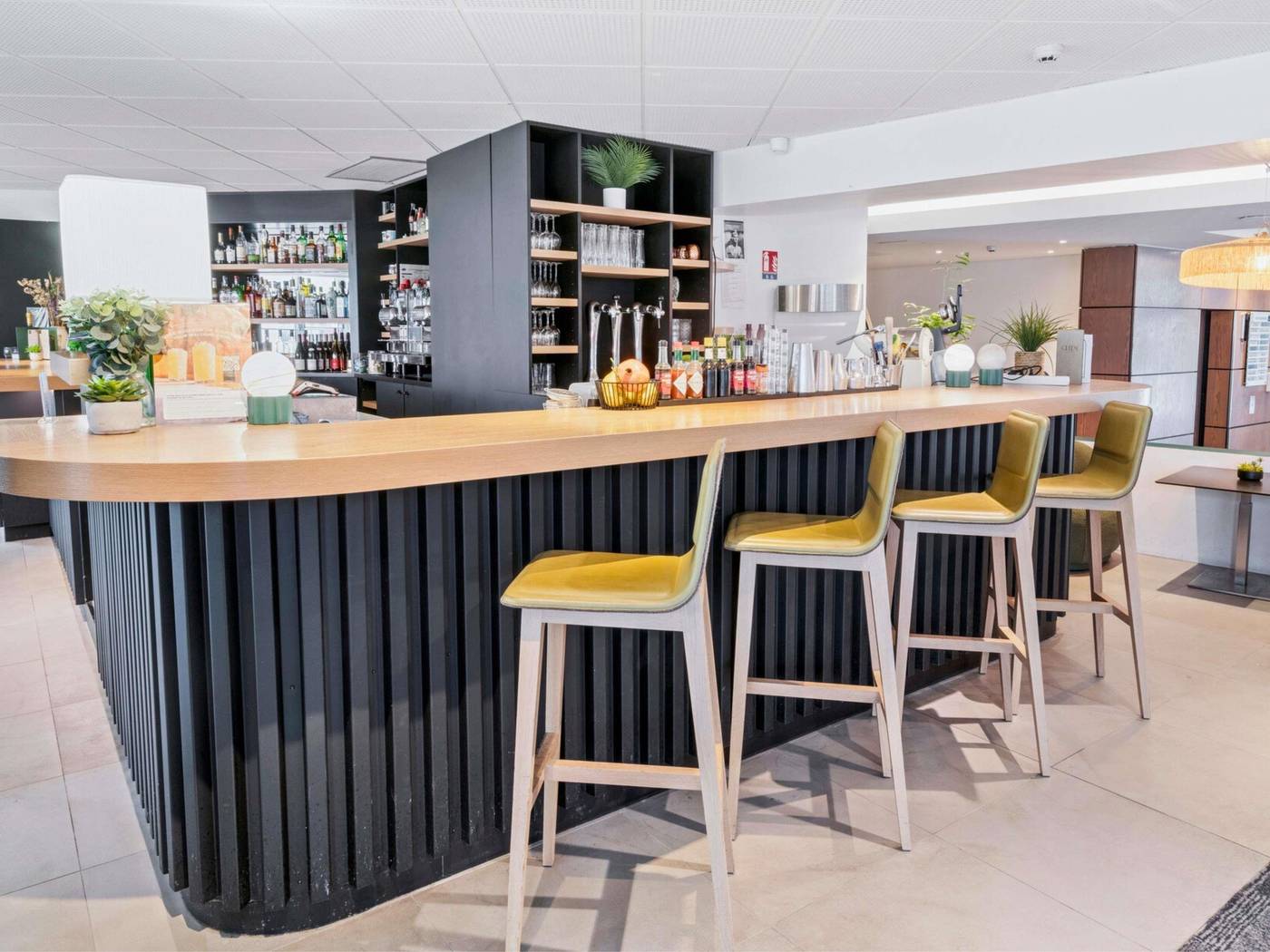 Novotel-Paris-Sud-Porte-de-Charenton-Bar-4