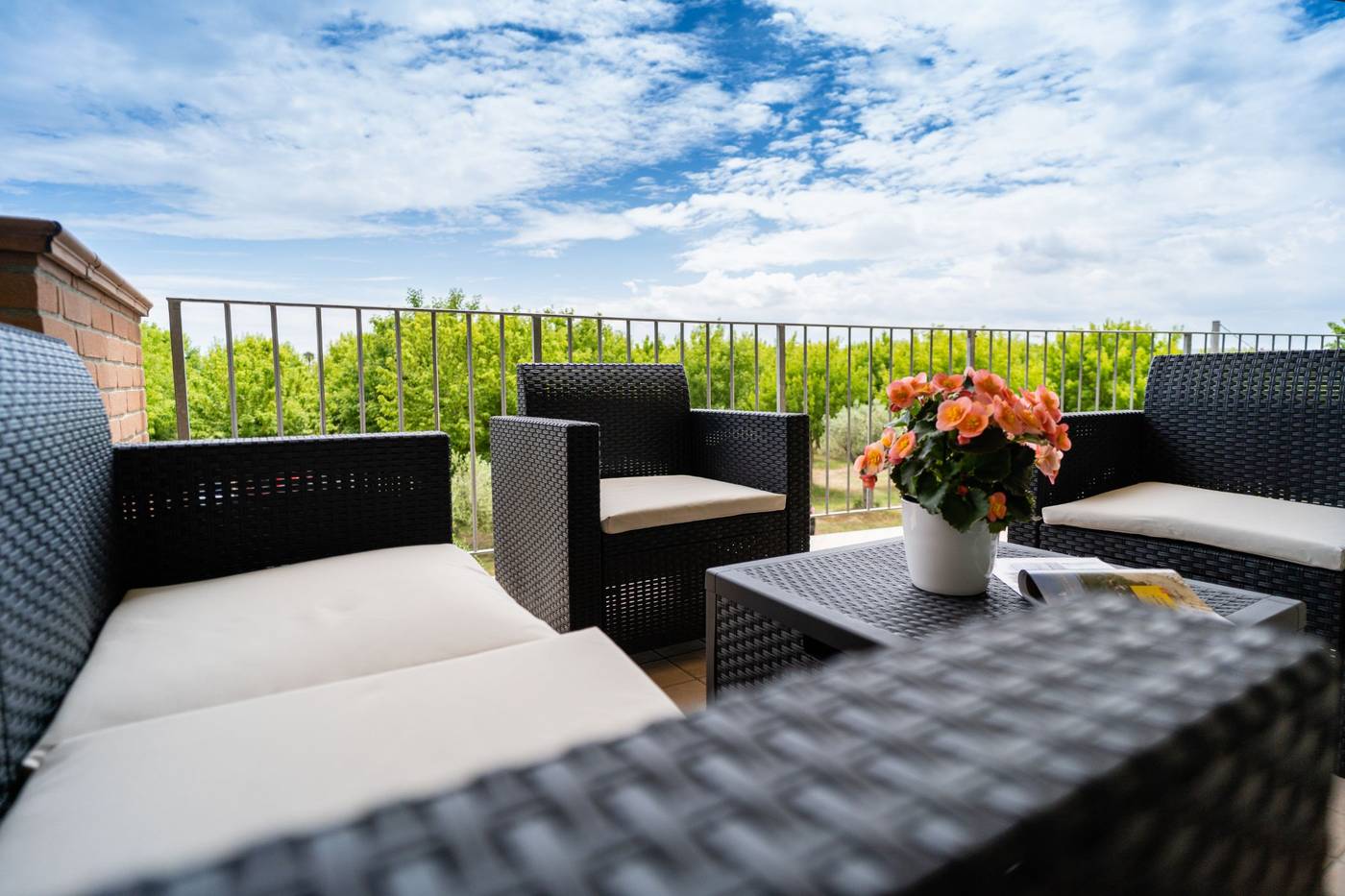 Club-del-Sole-Stork-Family-Collection-Room-5