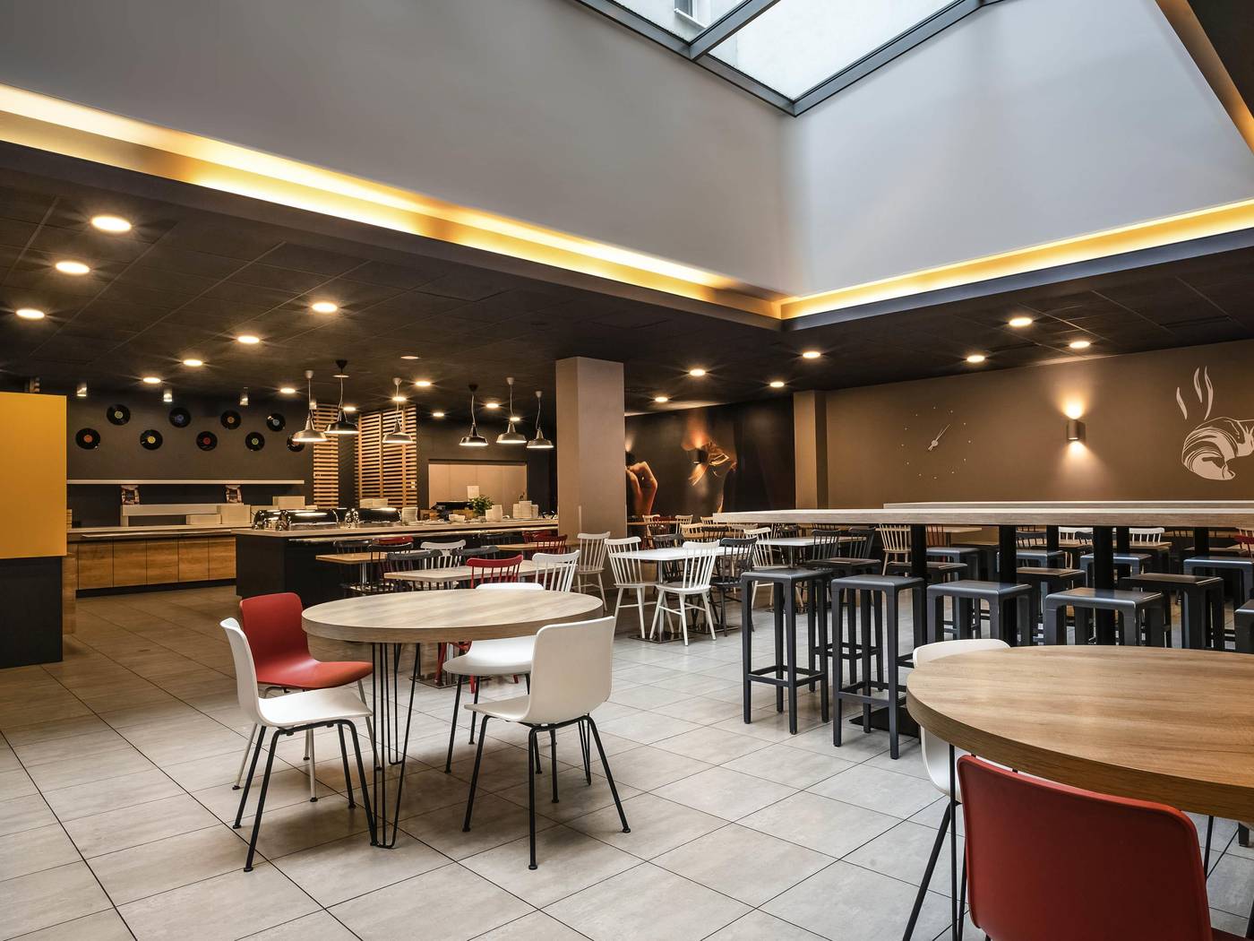 Ibis-Praha-Old-Town-Restaurant-18