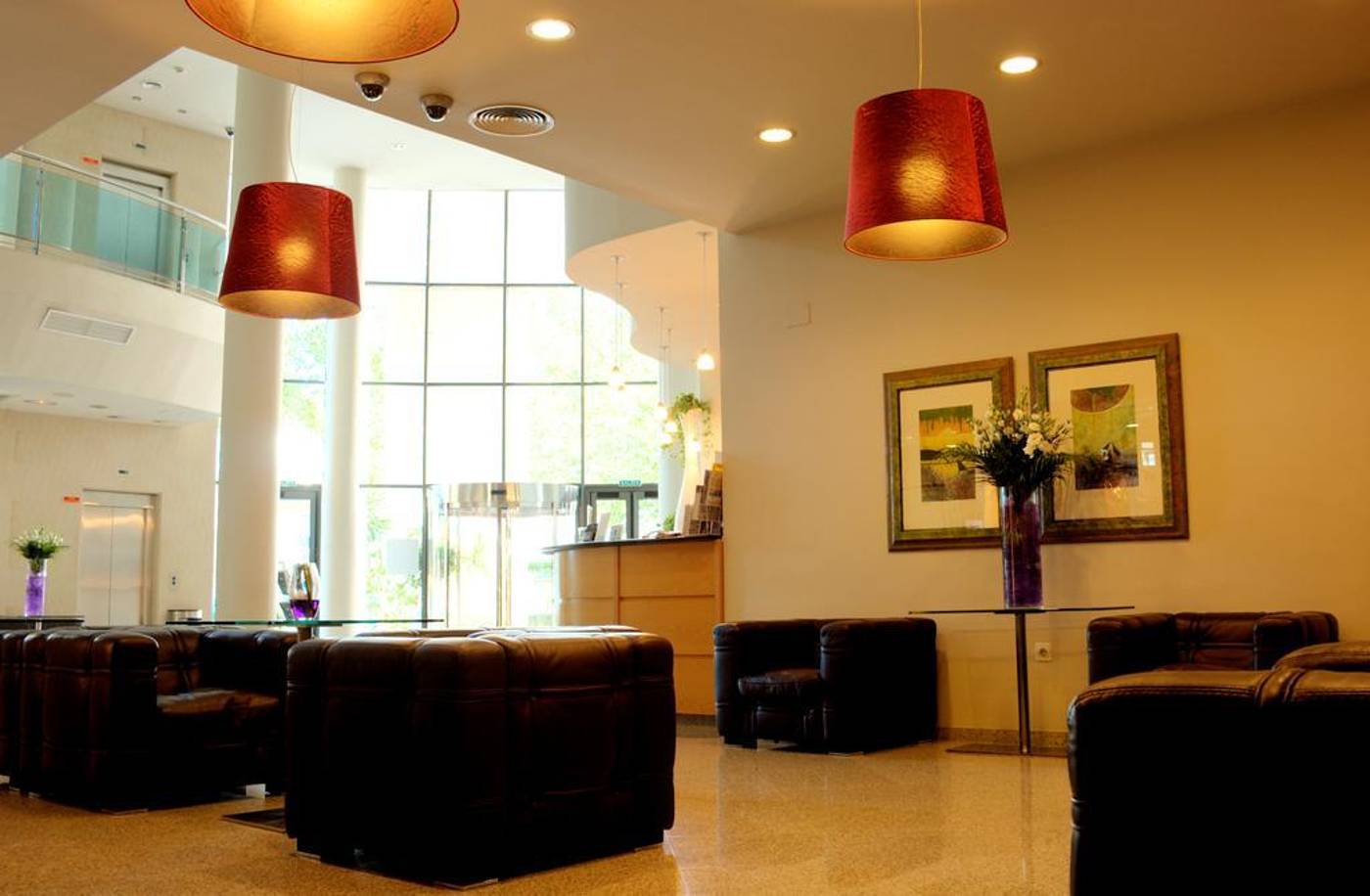 Gran-Hotel-Victoria-Lobby-13