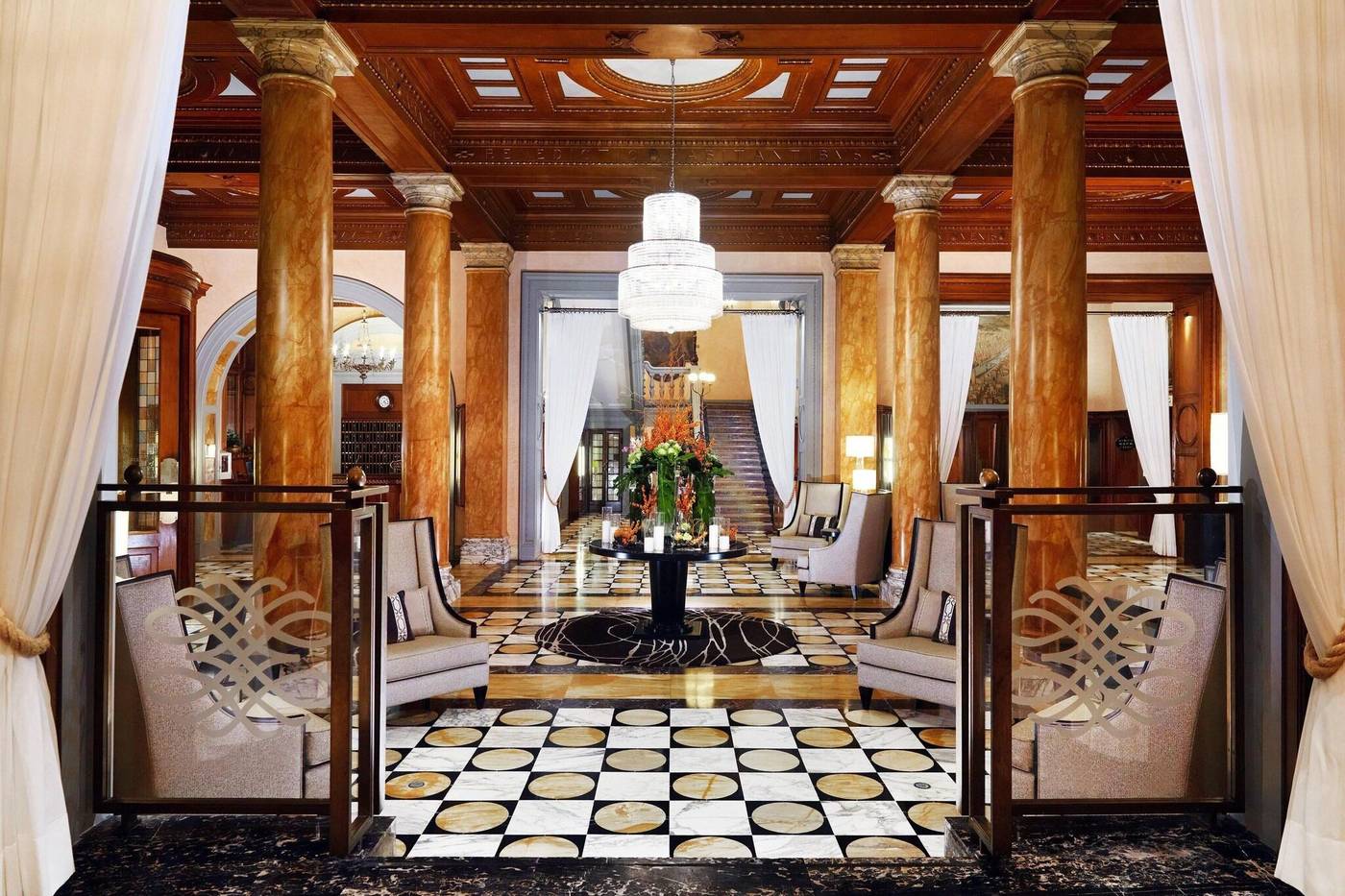 The-Westin-Excelsior-Lobby-16